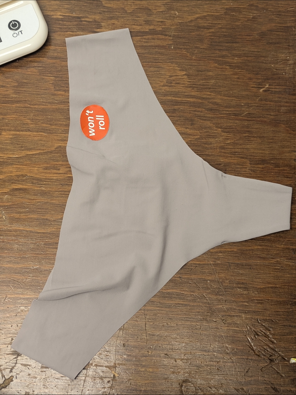 XL Warner's No Lines No Roll Good Show Tan Seamless Women's Thong Panties RX100p